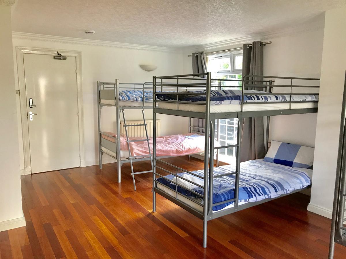 O Hostel EDI Eksteriør bilde