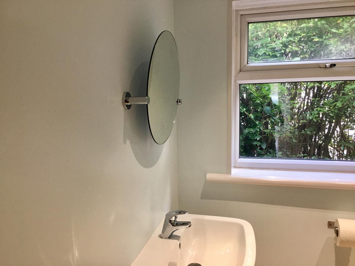 O Hostel EDI Eksteriør bilde